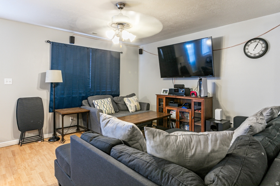 3878 W SAGE WILLOW DR South Jordan, UT 84009