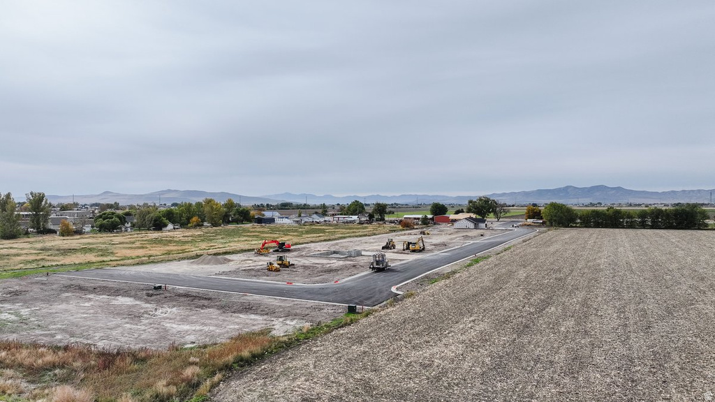 5125 W 10100 N Elwood, UT 84337