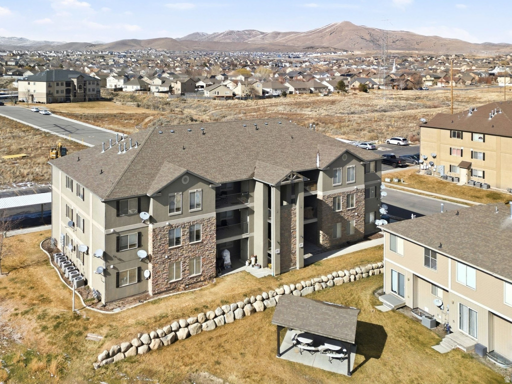 3812 E ROCK CREEK RD #8 Eagle Mountain, UT 84005