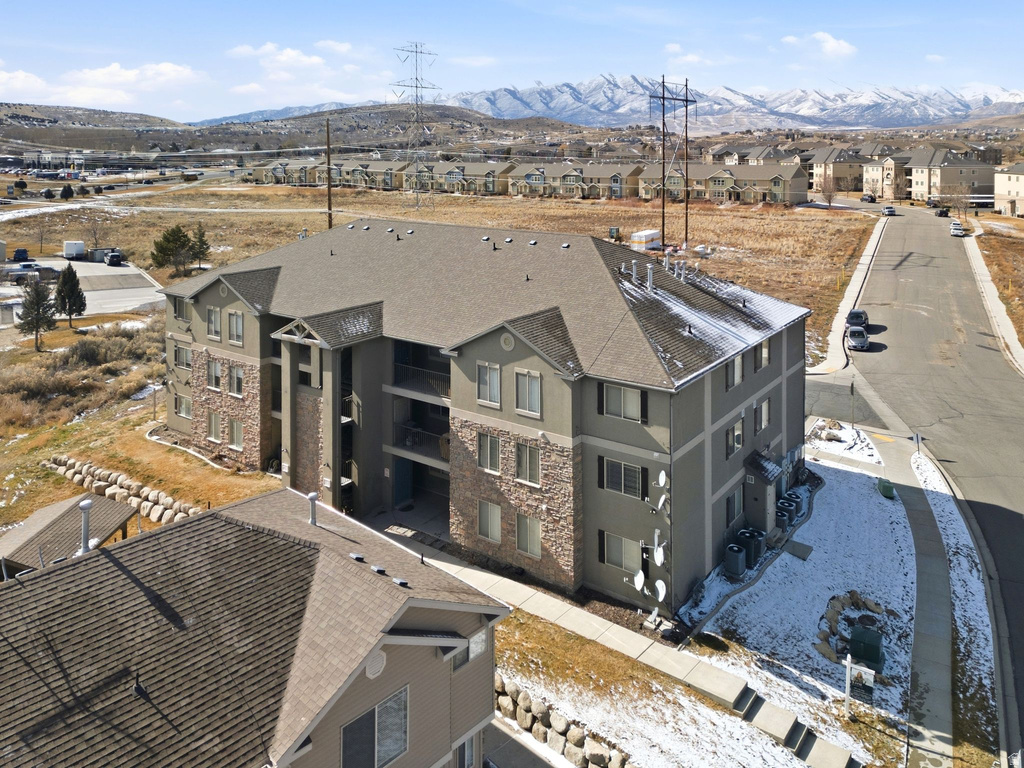 3812 E ROCK CREEK RD #8 Eagle Mountain, UT 84005