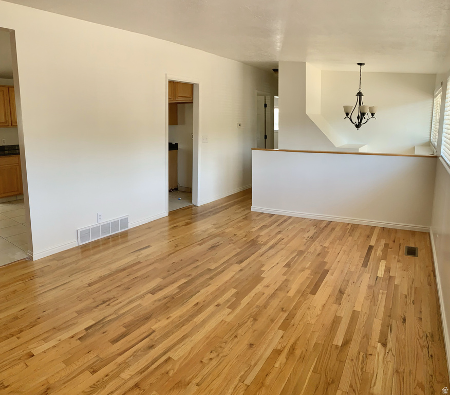 5210 S 900 ST Murray, UT 84117