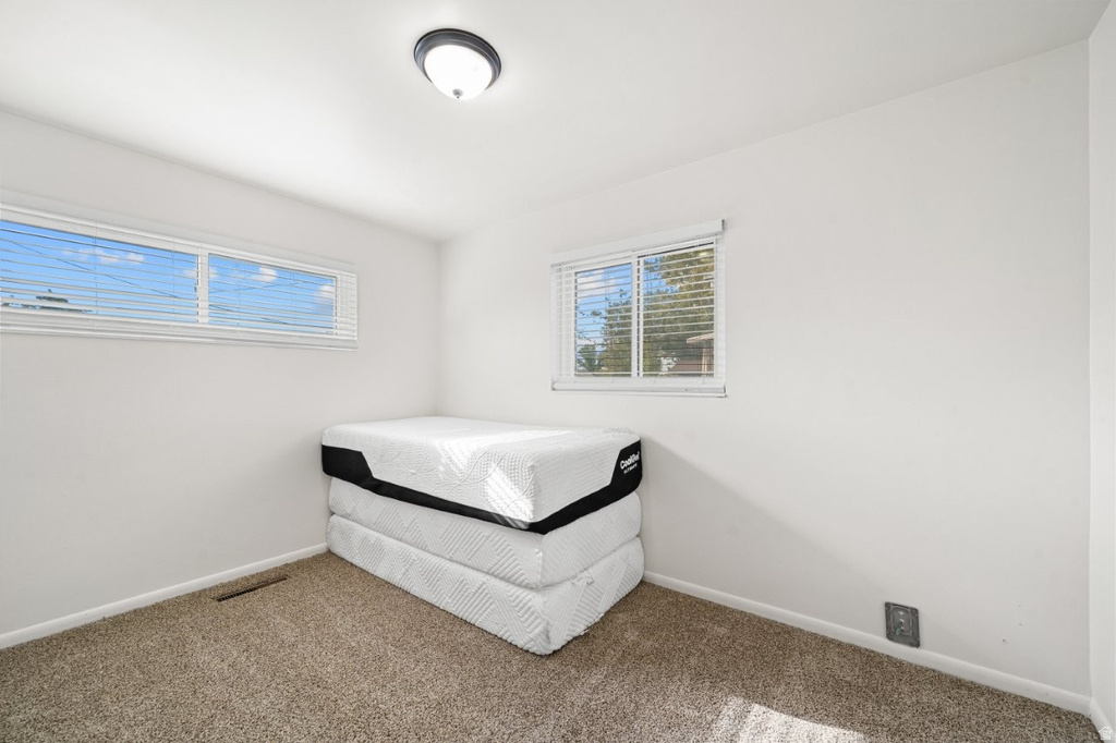 5261 S 2200 W Roy, UT 84067