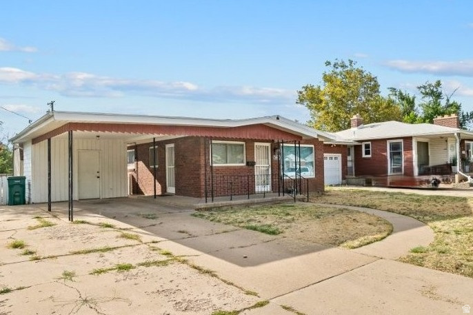 5261 S 2200 W Roy, UT 84067