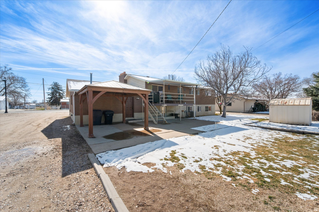 2298 W 800 N Clinton, UT 84015