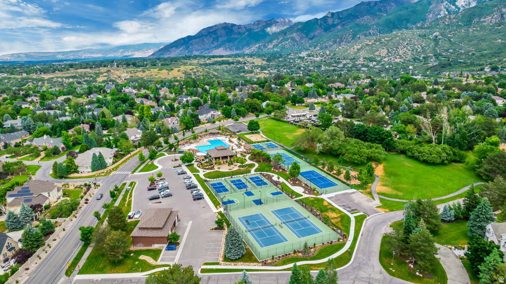 7 ROLLINGWOOD LN Sandy, UT 84092