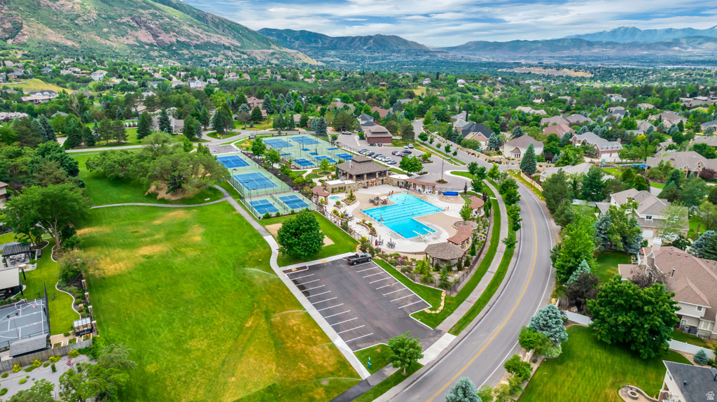 7 ROLLINGWOOD LN Sandy, UT 84092