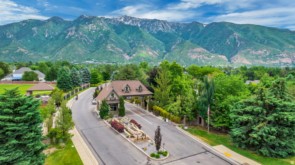 7 ROLLINGWOOD LN Sandy, UT 84092