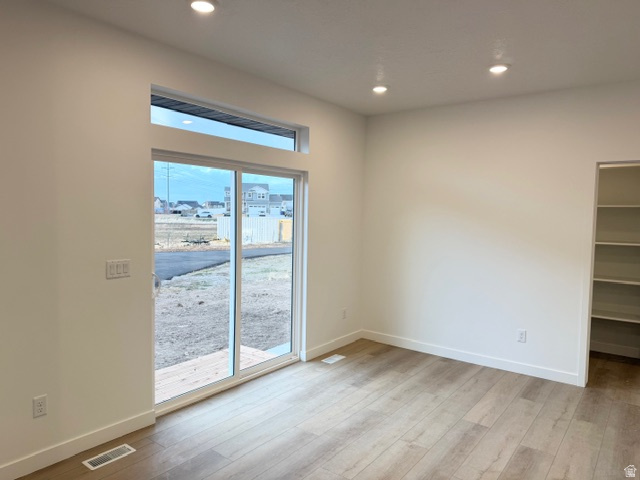 669 N PLAINSMAN DR Spanish Fork, UT 84660