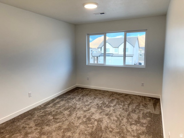 669 N PLAINSMAN DR Spanish Fork, UT 84660