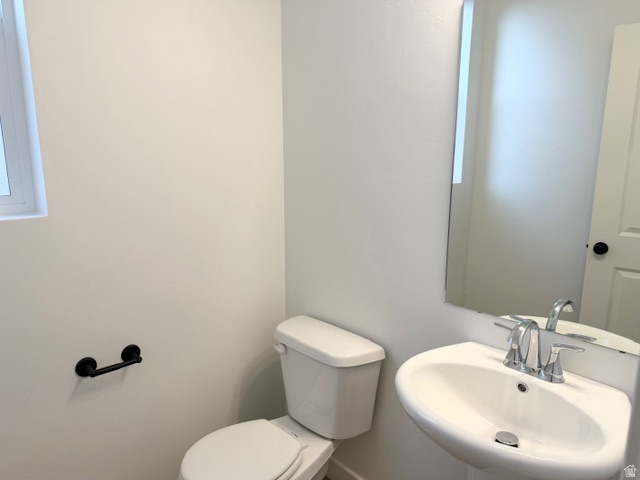 669 N PLAINSMAN DR Spanish Fork, UT 84660