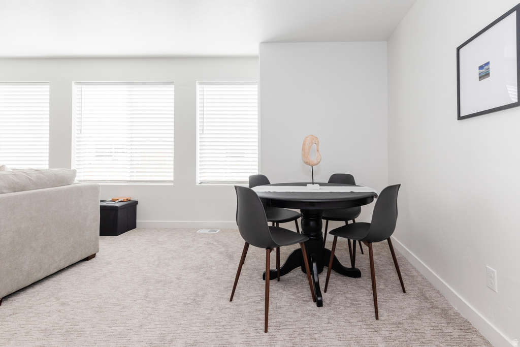 573 N RICHLAND VALLEY ST Garden City, UT 84028