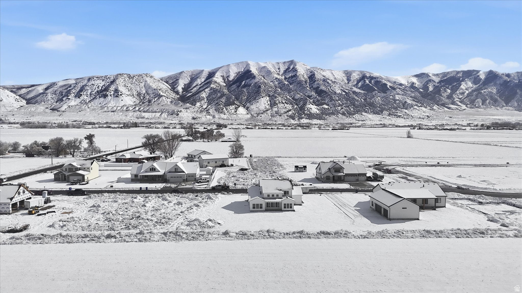 10345 N VISTA LN Elwood, UT 84337