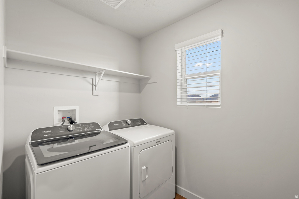 3279 W 3525 ST #214 West Haven, UT 84401