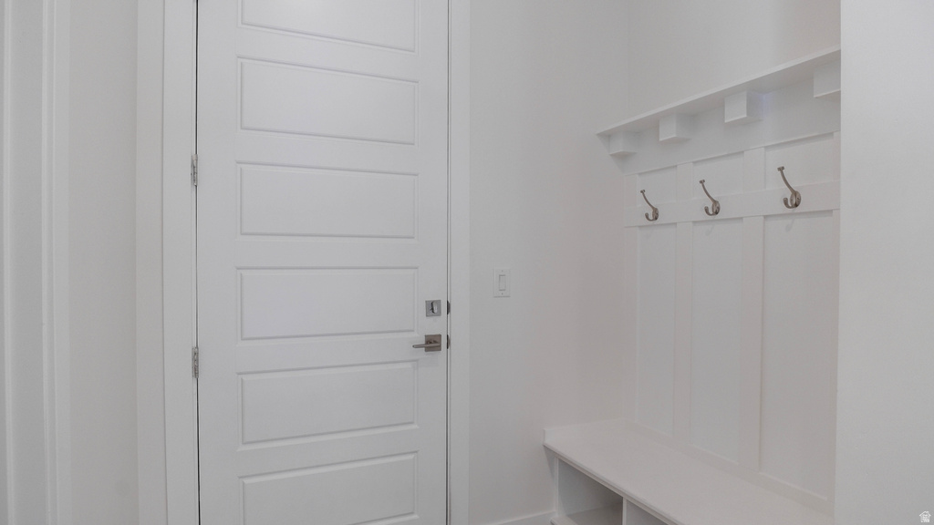 12894 S BERLYNN DR #17 Riverton, UT 84065