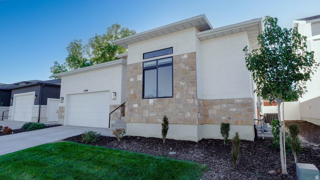 12894 S BERLYNN DR #17 Riverton, UT 84065