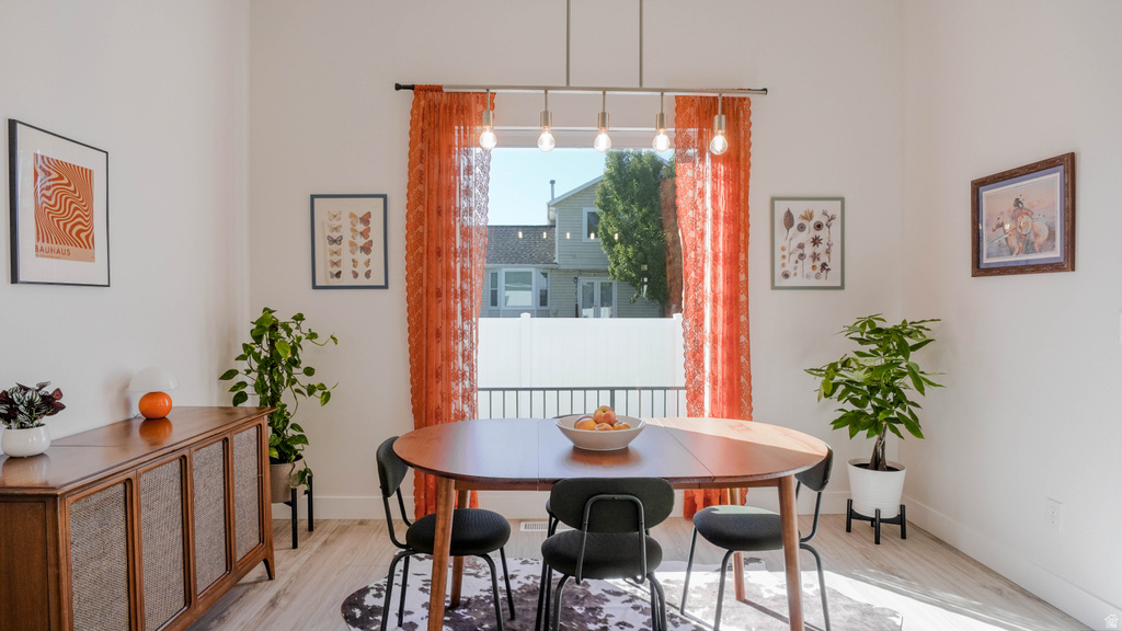 12894 S BERLYNN DR #17 Riverton, UT 84065