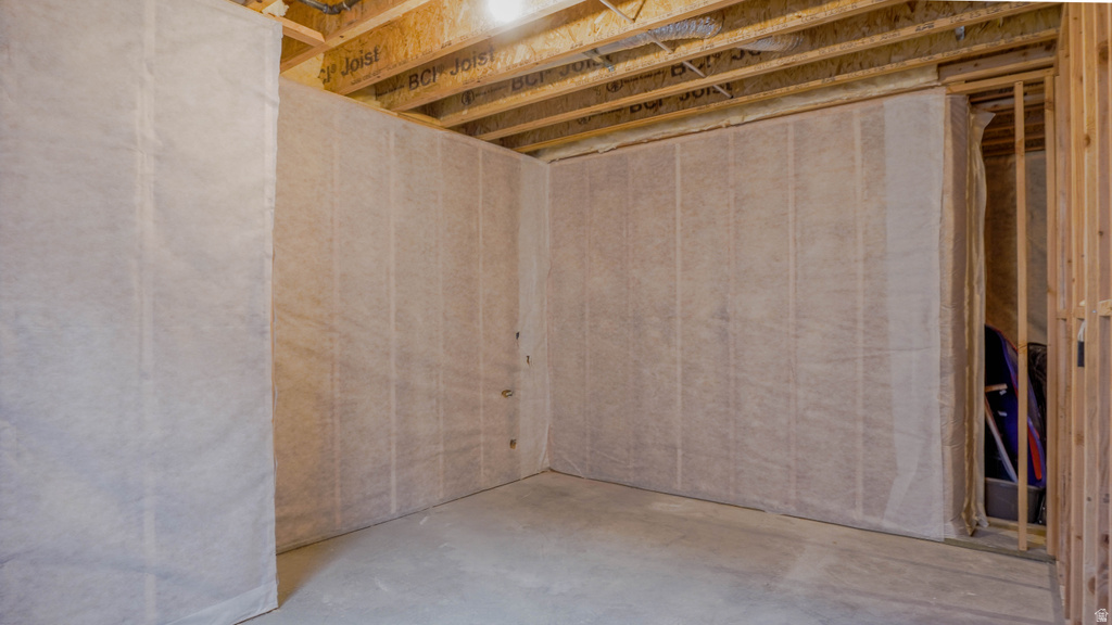 12894 S BERLYNN DR #17 Riverton, UT 84065