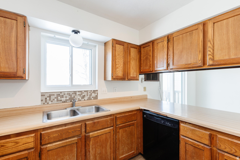 2664 N 330 E North Logan, UT 84341