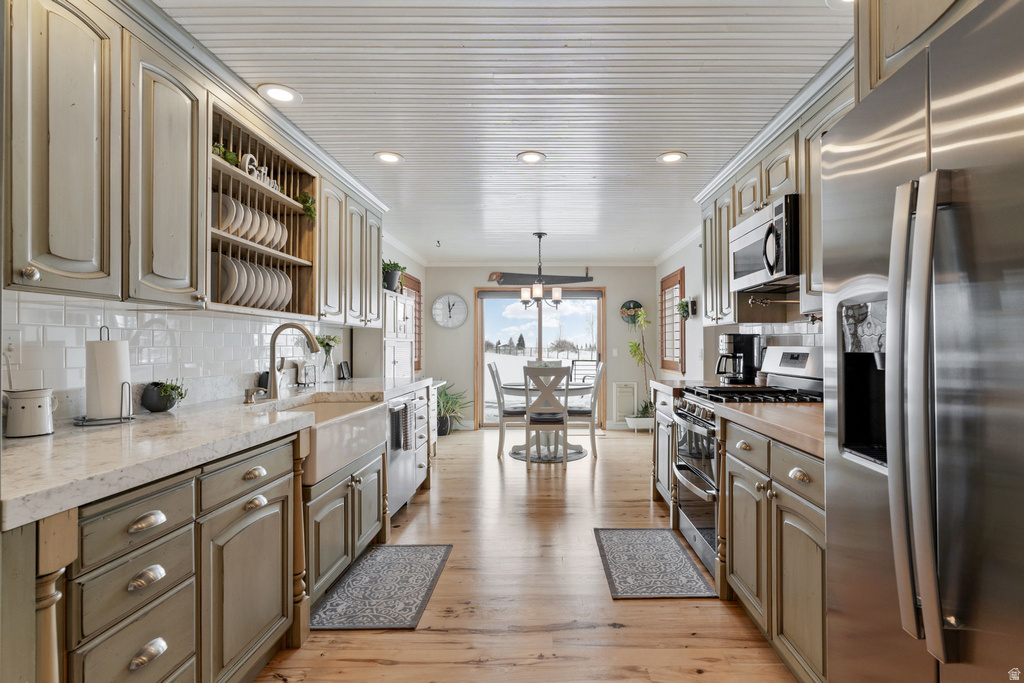 455 W N BENCH RD Oakley, UT 84055