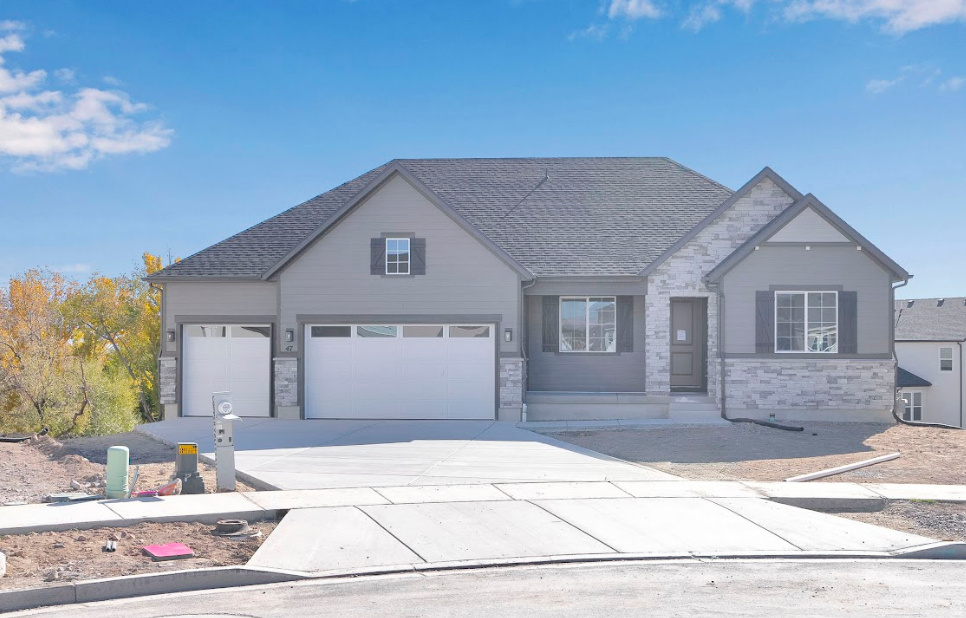 26 SNOWY EGRET AVE #701 Saratoga Springs, UT 84045