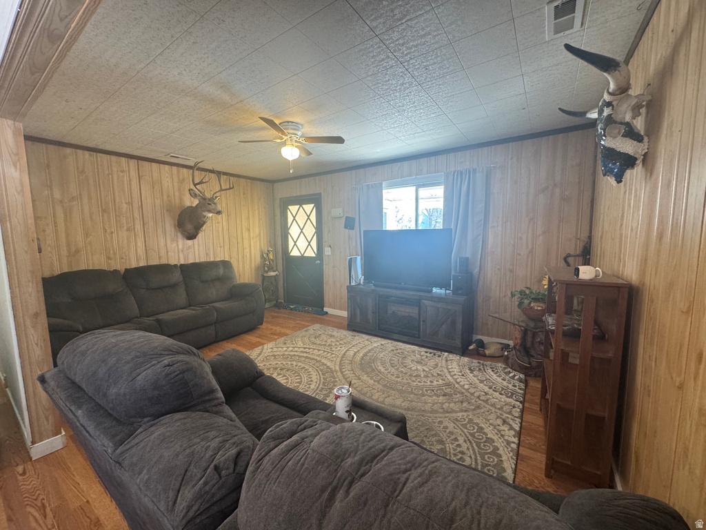 576 W 200 S Tooele, UT 84074