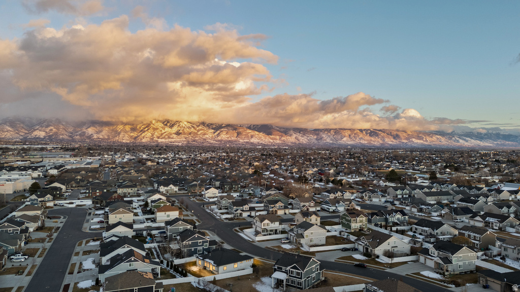 1168 W TIVOLI WAY Syracuse, UT 84075