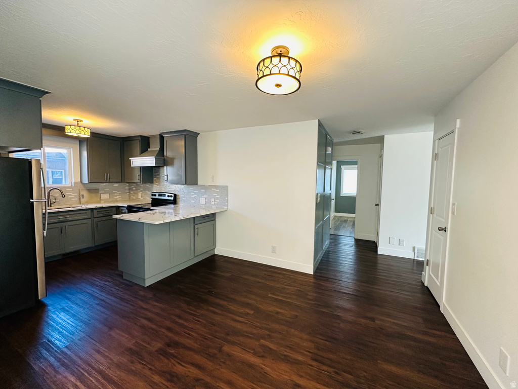 4930 W SHOOTING STAR AVE West Jordan, UT 84081