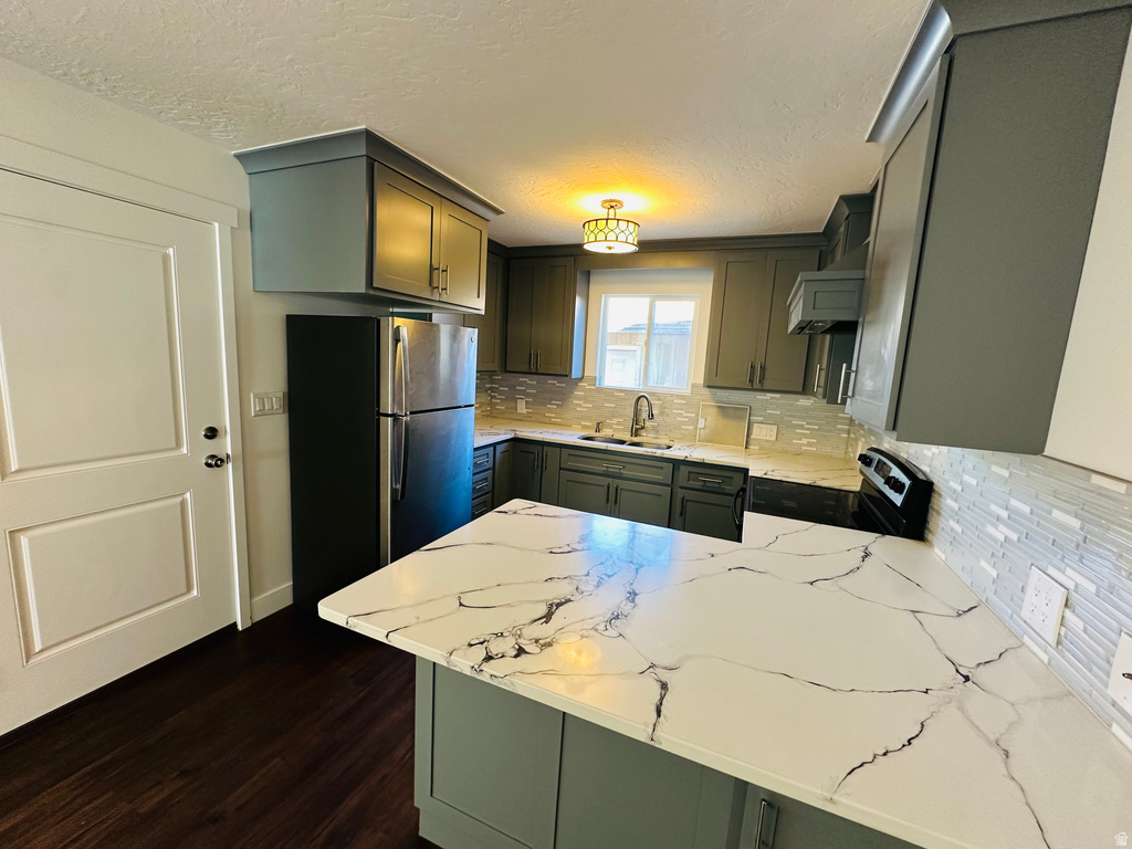 4930 W SHOOTING STAR AVE West Jordan, UT 84081