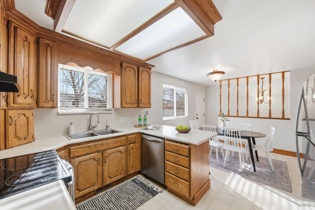 1650 E BUDDING DR Sandy, UT 84092