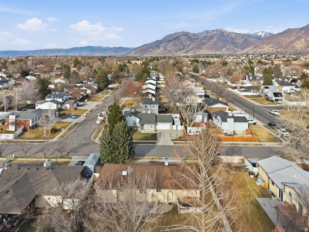 1650 E BUDDING DR Sandy, UT 84092