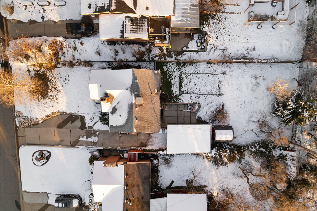 1757 E CAHOON ST Ogden, UT 84401