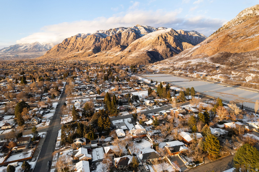 1757 E CAHOON ST Ogden, UT 84401