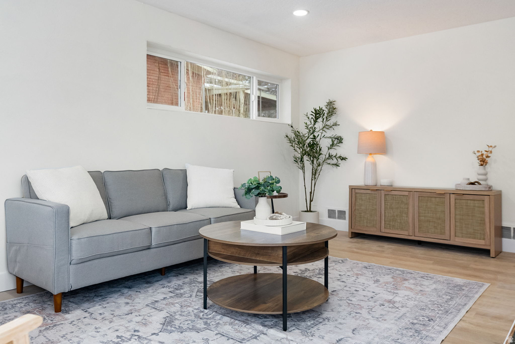 1757 E CAHOON ST Ogden, UT 84401