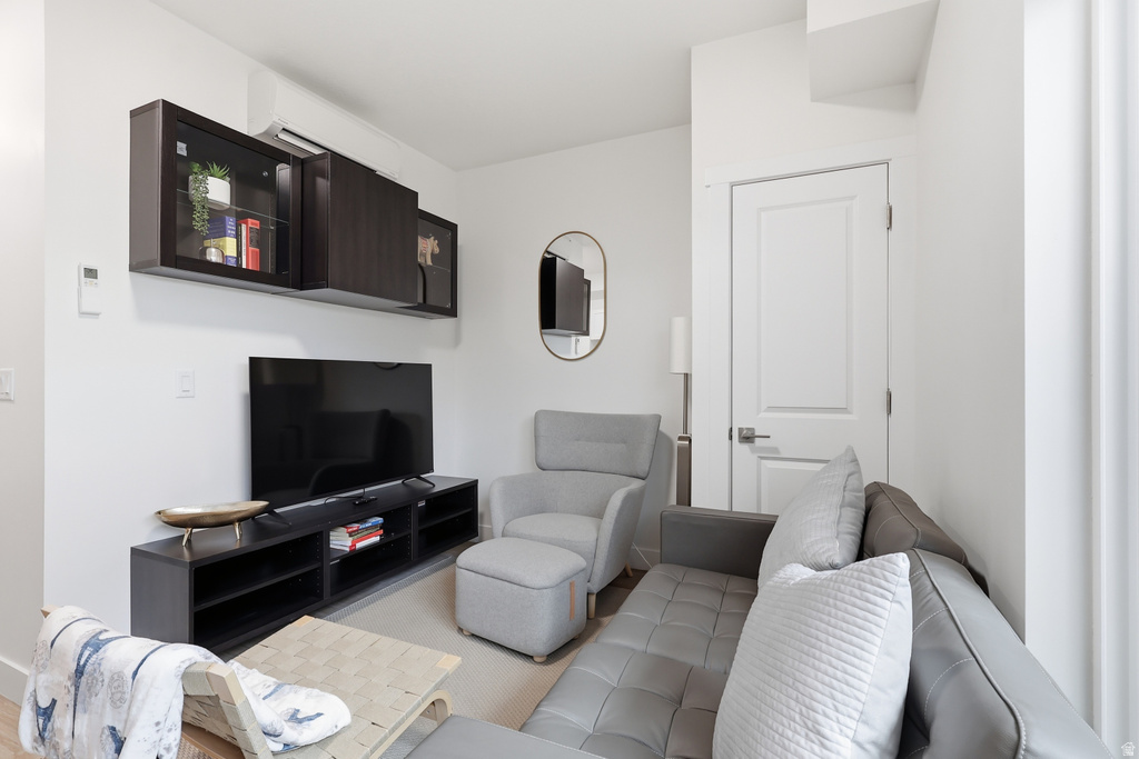 2085 N MAIN ST #215 Sunset, UT 84015