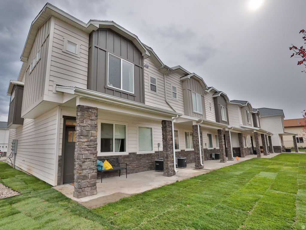 150 W SEASONS LN #4 Garden City, UT 84028