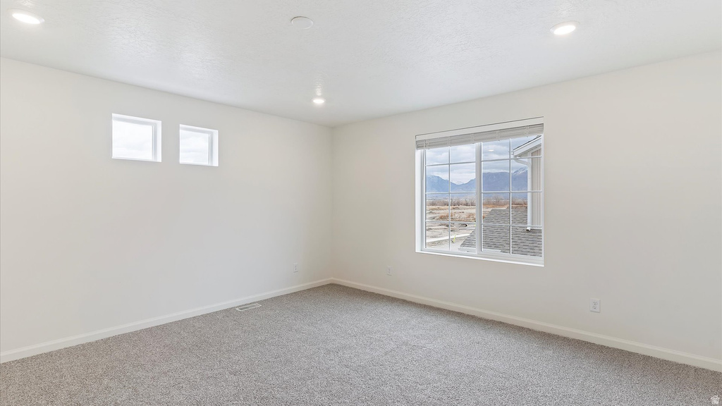 295 E KANAB CREEK DR Saratoga Springs, UT 84045