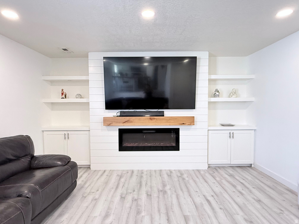 8519 S 6430 W West Jordan, UT 84081