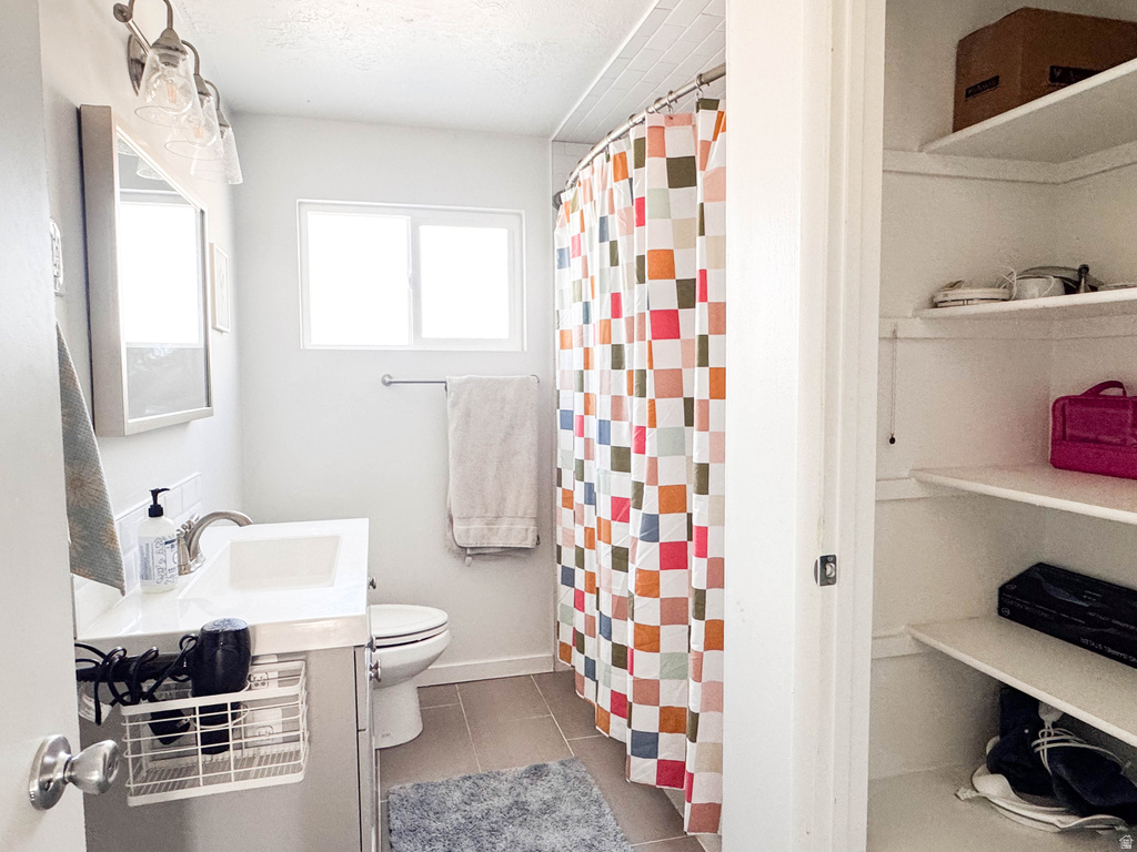 375 E 10560 S Sandy, UT 84070