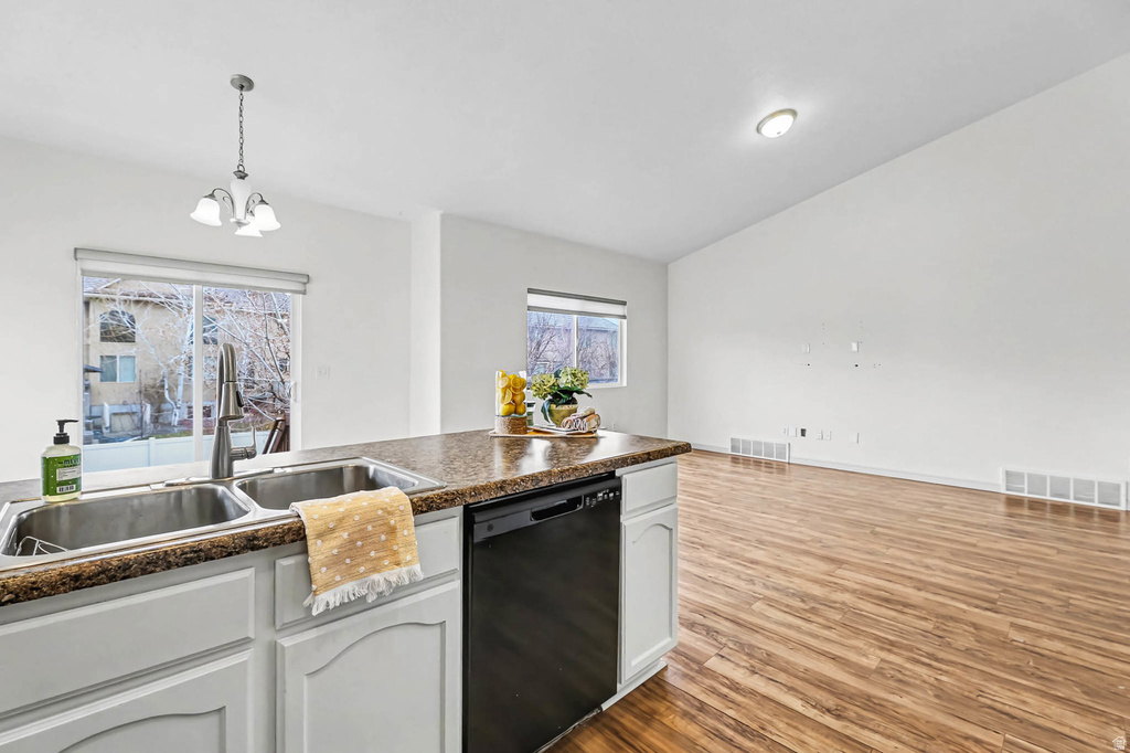 5757 N MAST LN Stansbury Park, UT 84074