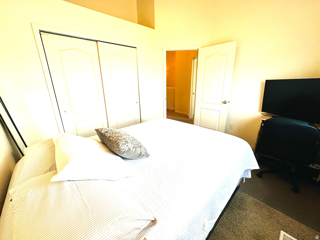 264 E ROCKINGHAM CT Salt Lake City, UT 84115