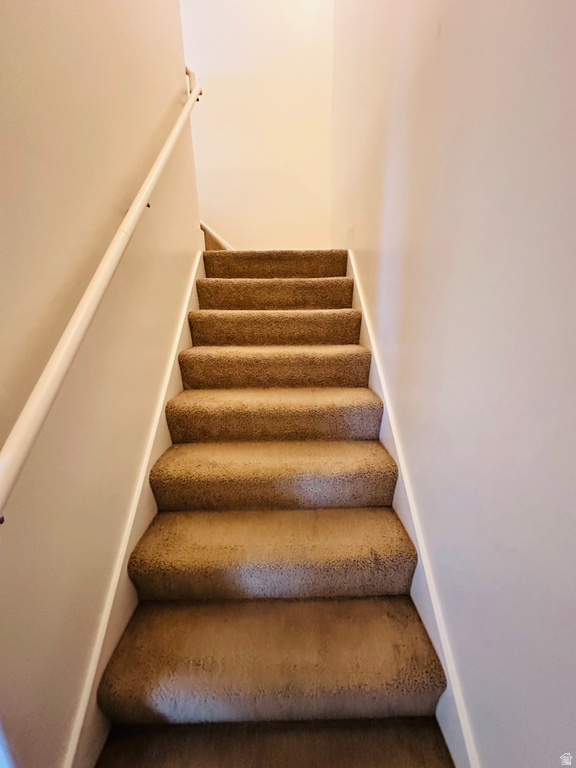 264 E ROCKINGHAM CT Salt Lake City, UT 84115