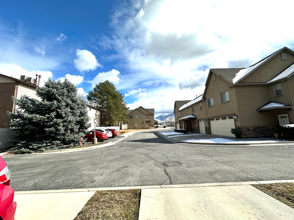 264 E ROCKINGHAM CT Salt Lake City, UT 84115