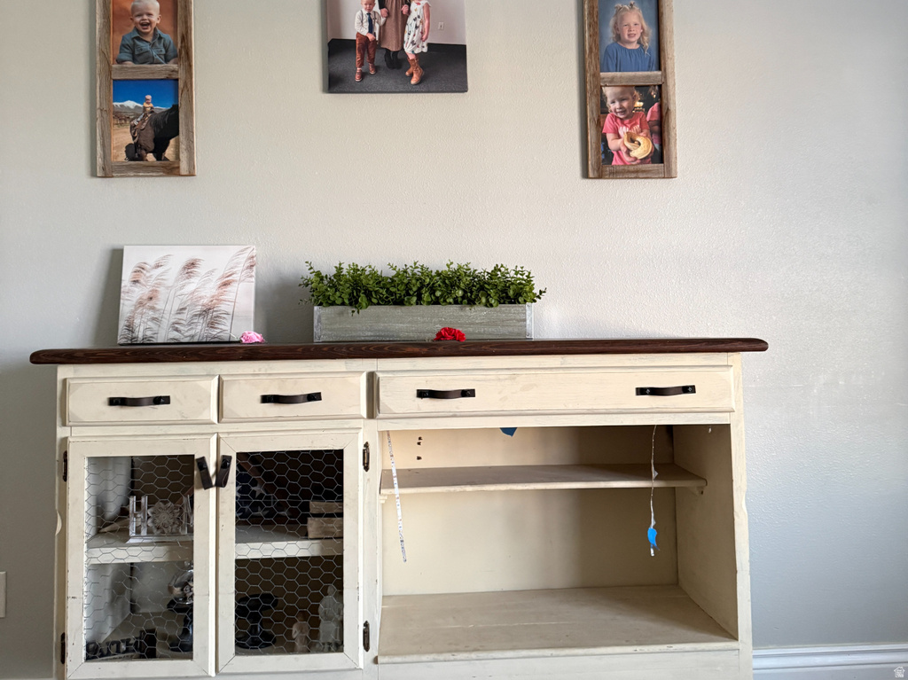 1617 S OAK VIEW LN Spanish Fork, UT 84660