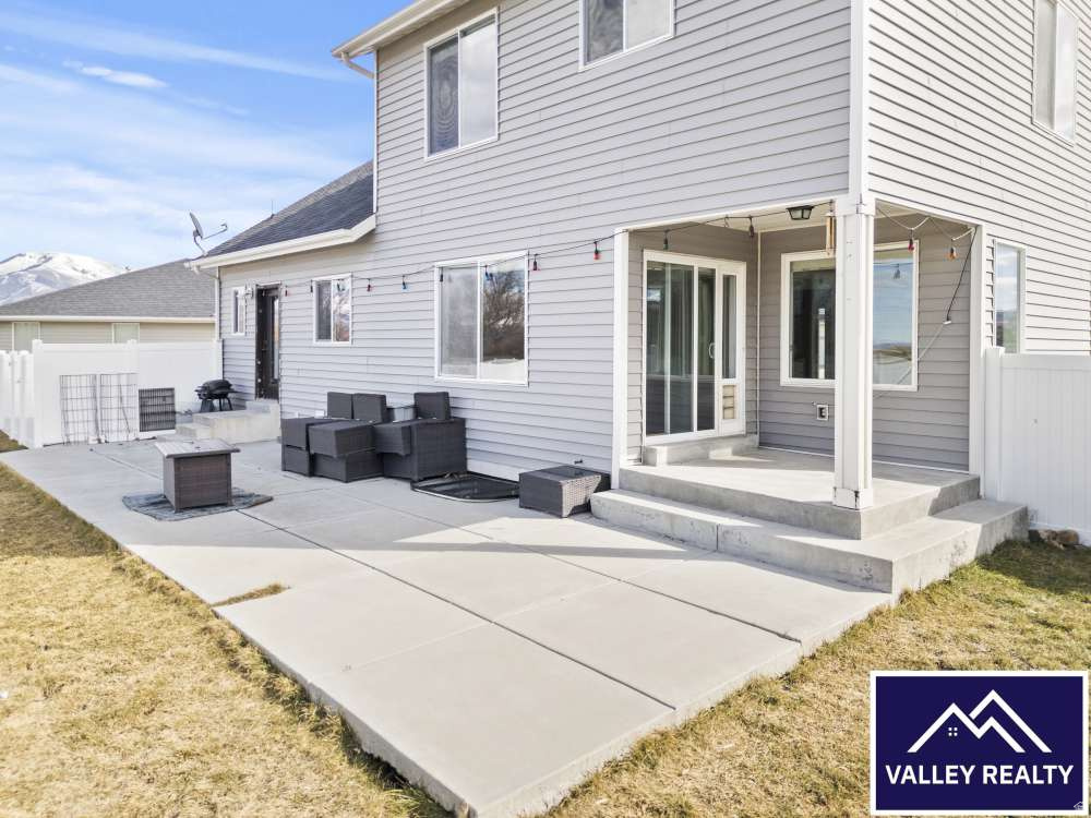 873 E 675 N Wellsville, UT 84339
