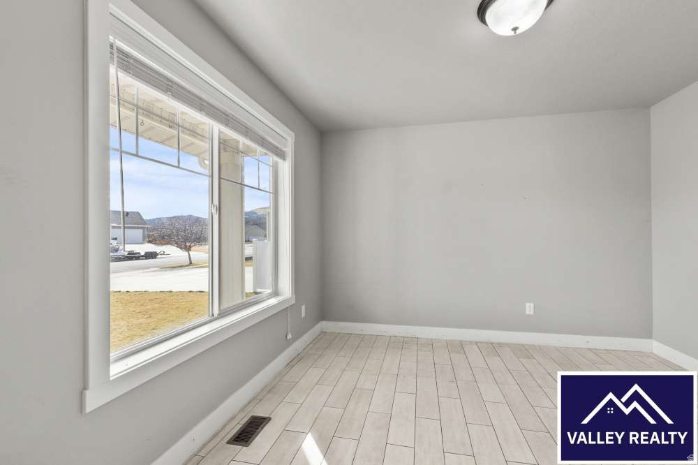 873 E 675 N Wellsville, UT 84339