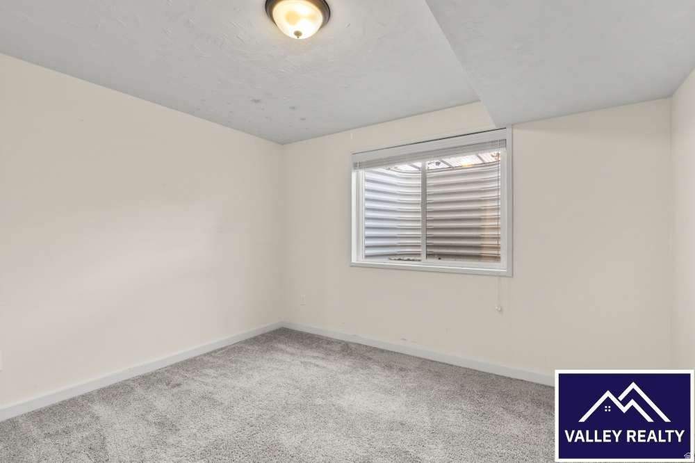 873 E 675 N Wellsville, UT 84339