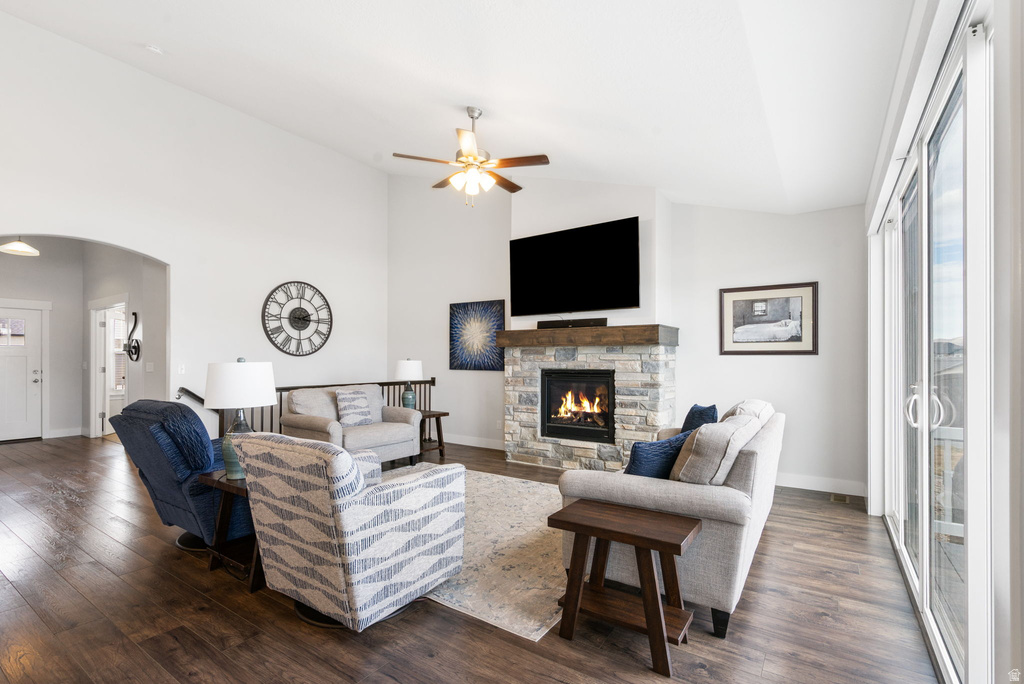 4868 N CANAAN PEAK DR Eagle Mountain, UT 84005