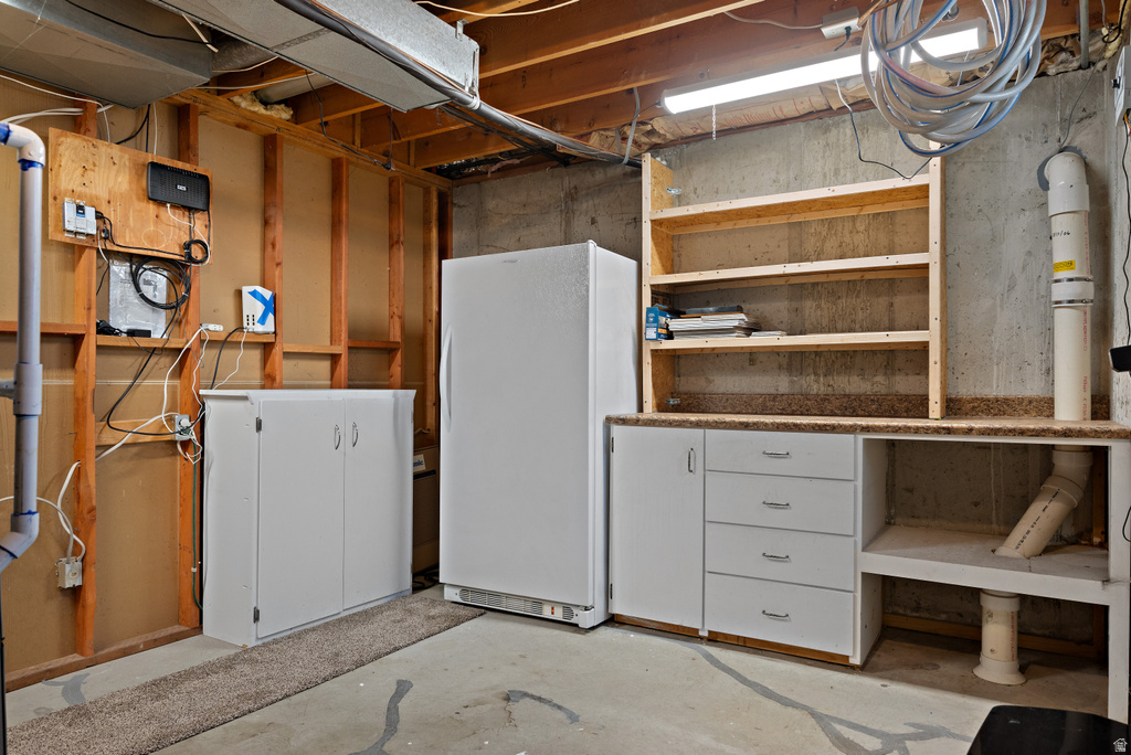 2058 W BYRON CIR West Valley City, UT 84119