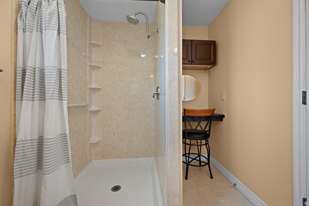 2058 W BYRON CIR West Valley City, UT 84119