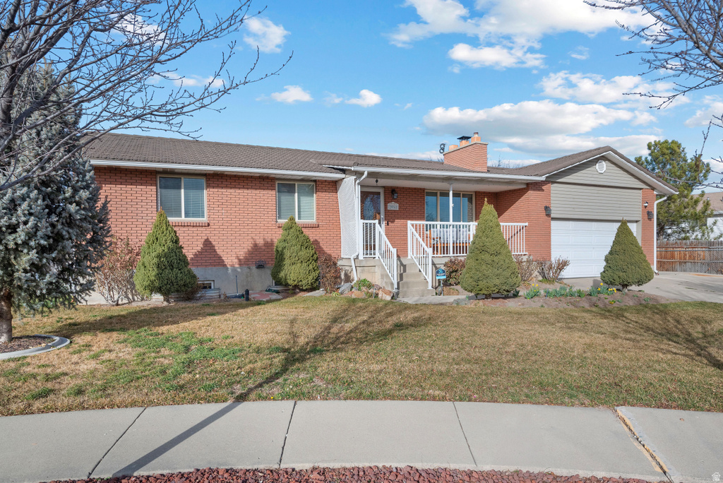 2058 W BYRON CIR West Valley City, UT 84119